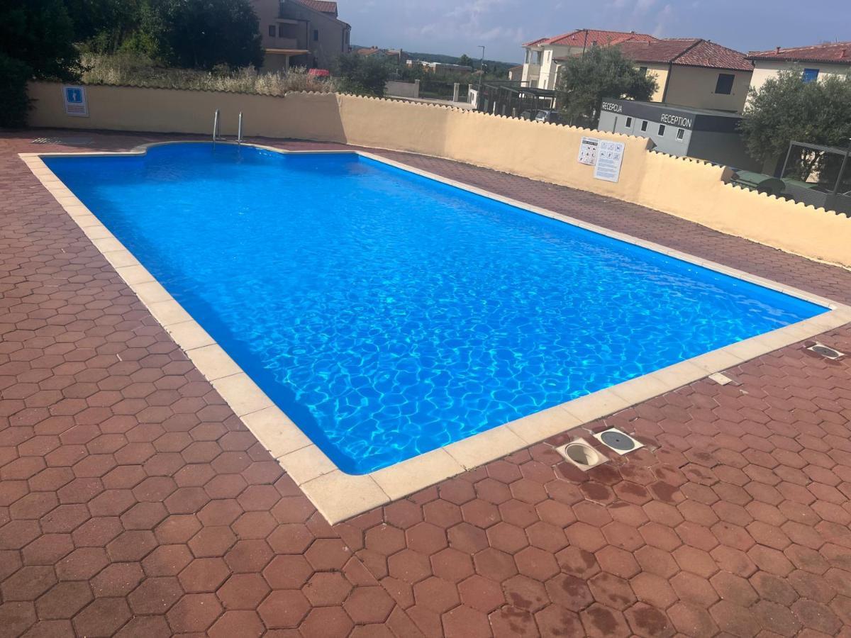 Fortuna Apartment Tar-Vabriga Bagian luar foto
