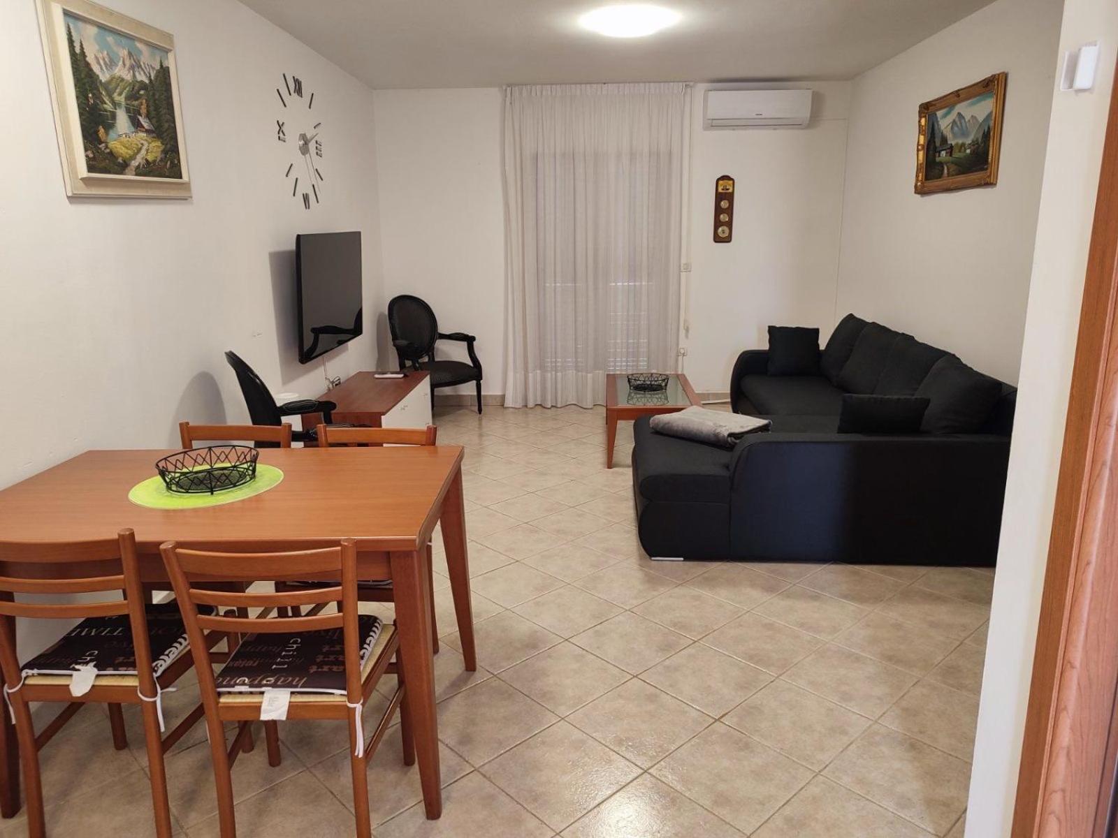 Fortuna Apartment Tar-Vabriga Bagian luar foto
